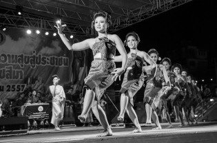 Thai dance 